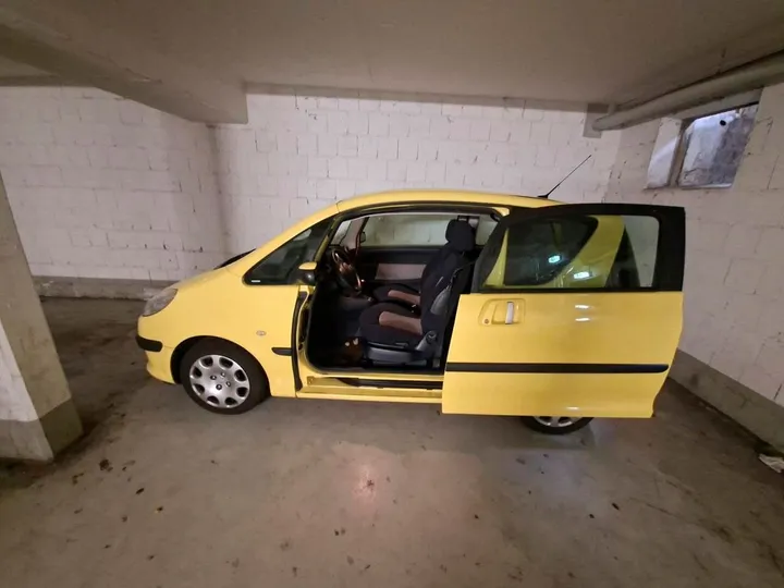 Peugeot 1007