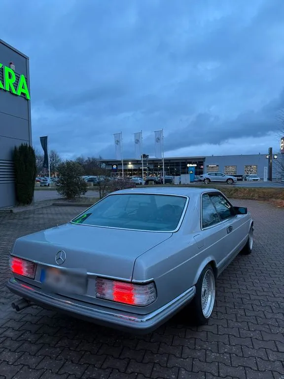 Mercedes-Benz 380