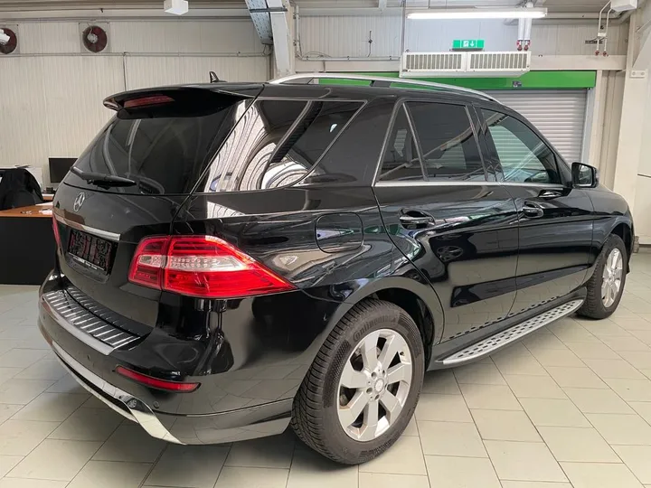 Mercedes-Benz ML 350