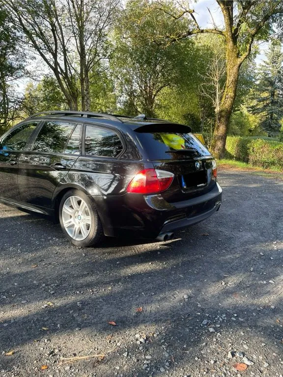BMW 325