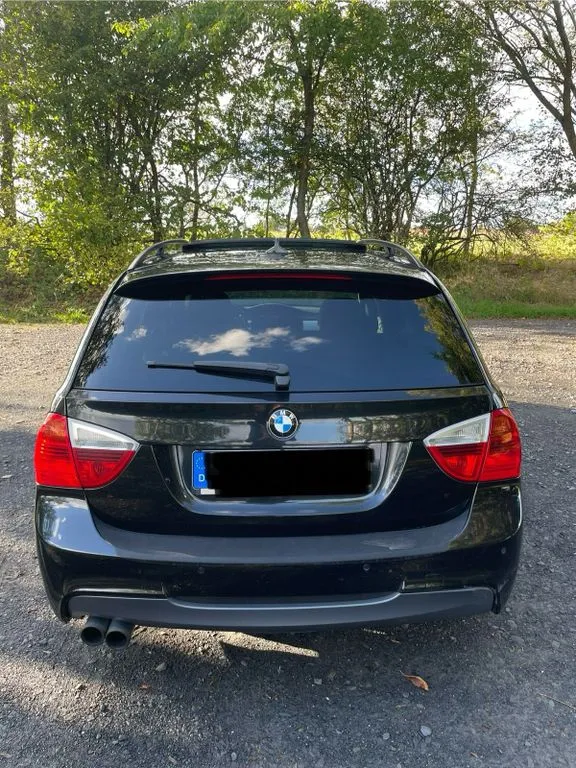 BMW 325