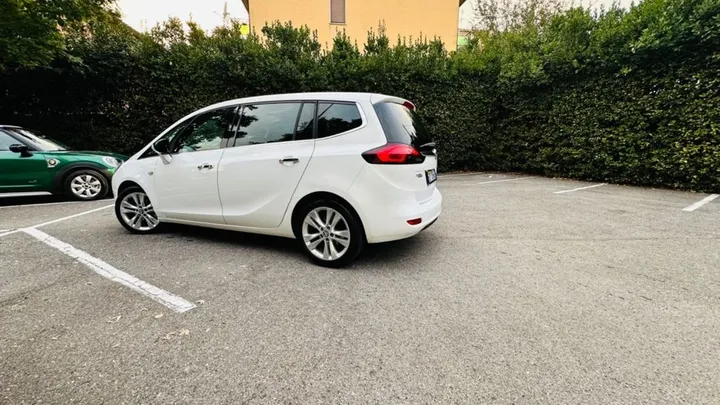 Opel Zafira Tourer