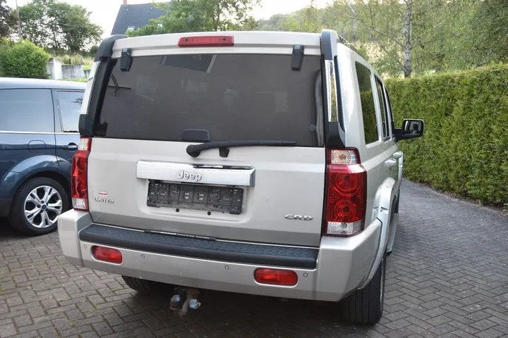 Jeep Commander