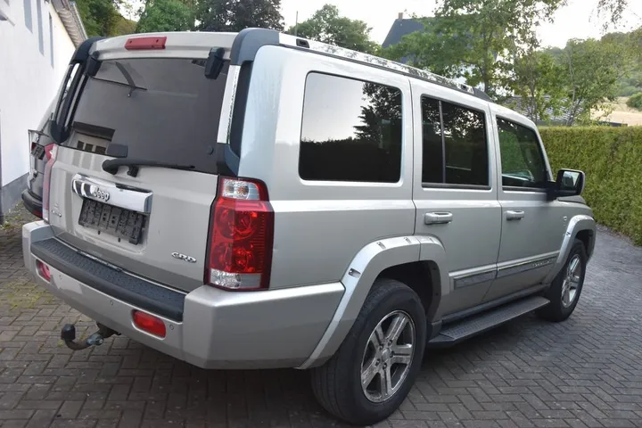 Jeep Commander