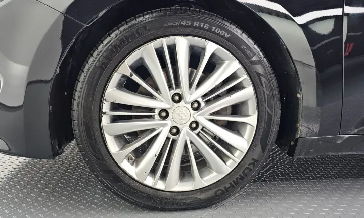 Hyundai Aslan