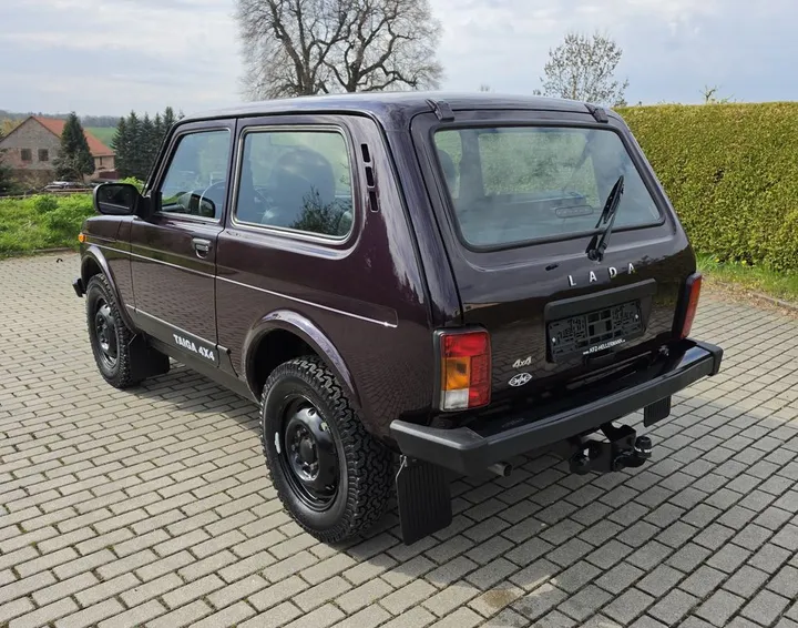 Lada Taiga
