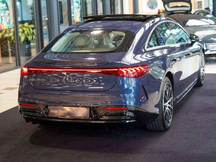 Mercedes-Benz EQS