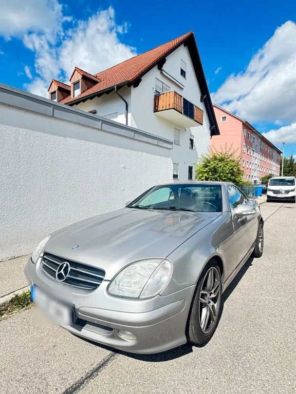 Mercedes-Benz SLK 200