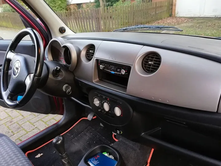 Daihatsu TREVIS