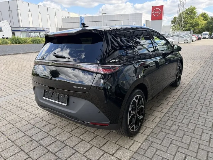 BYD DOLPHIN