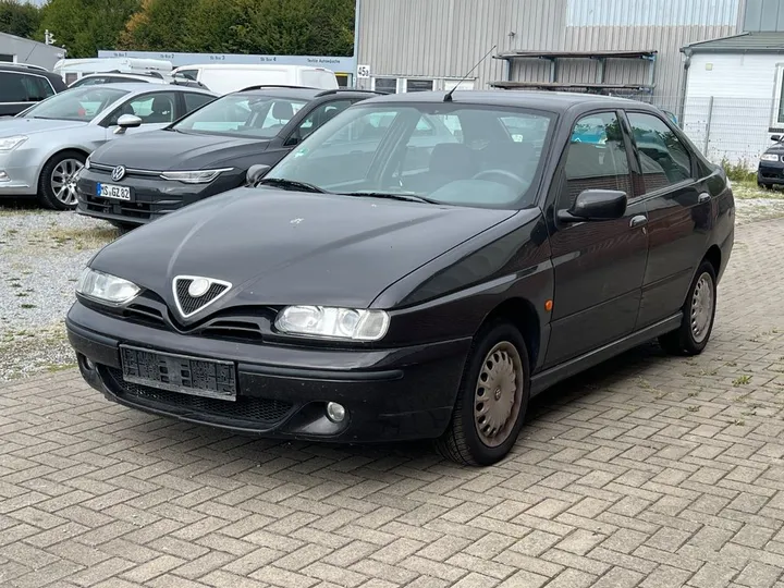 Alfa Romeo 146