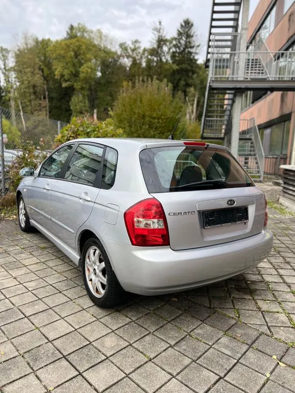 Kia Cerato