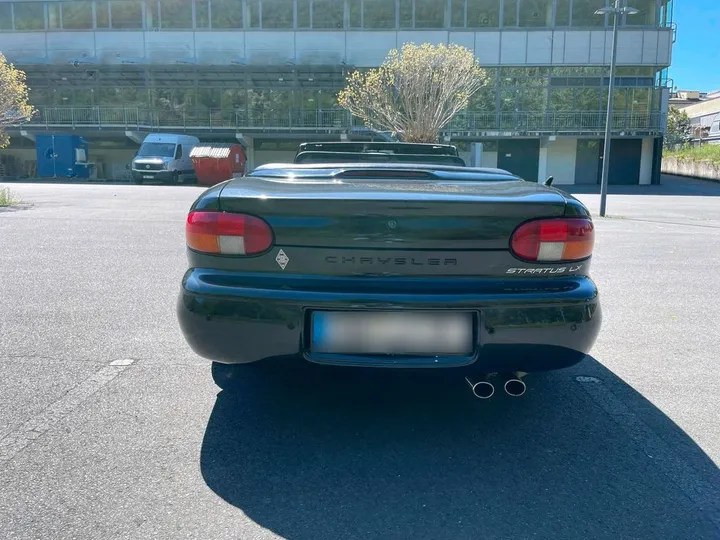 Chrysler Stratus