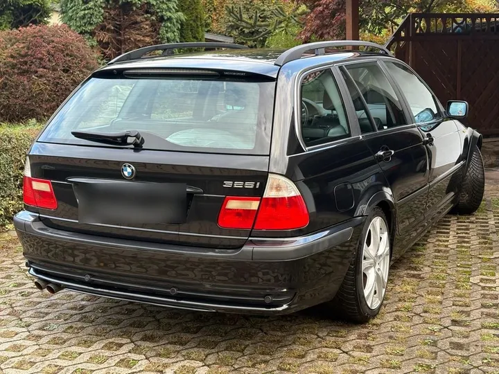 BMW 325