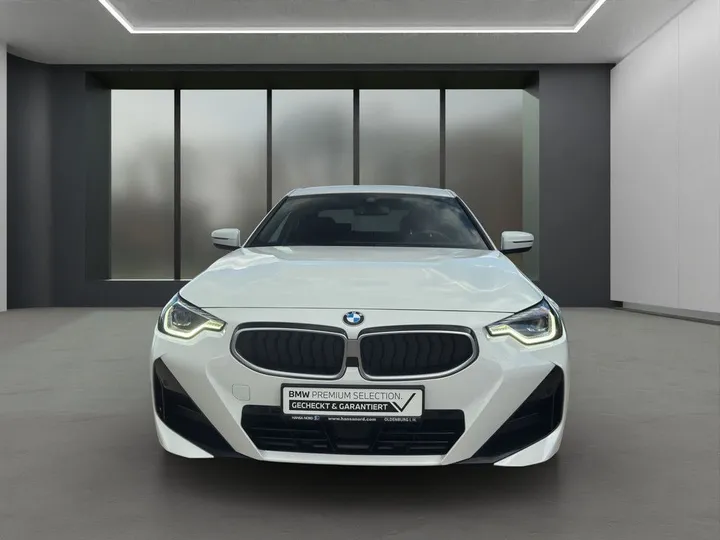 BMW 218