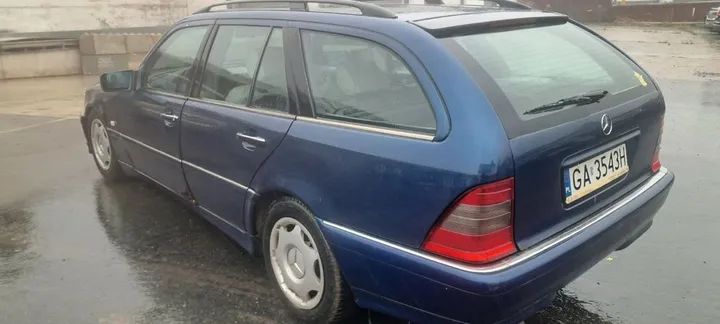 Mercedes-Benz C 200