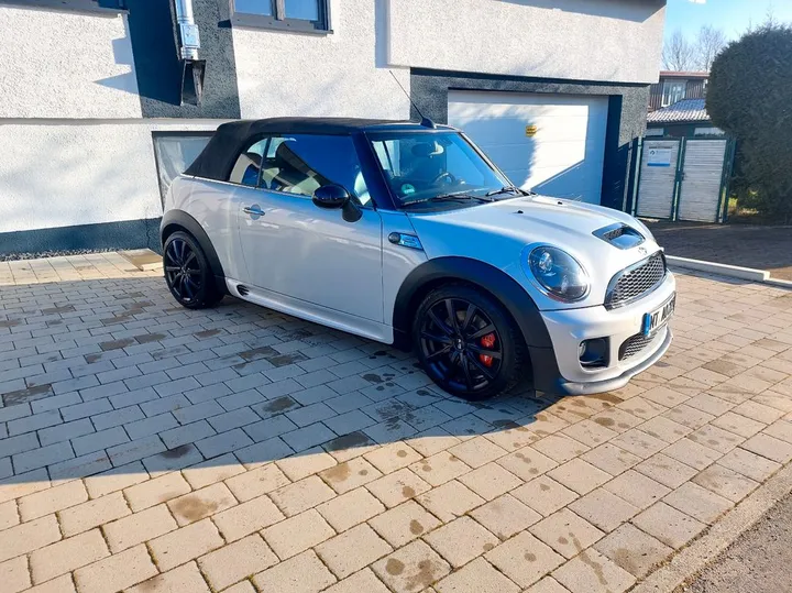 MINI John Cooper Works Cabrio
