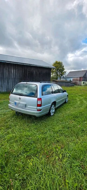 Opel Omega
