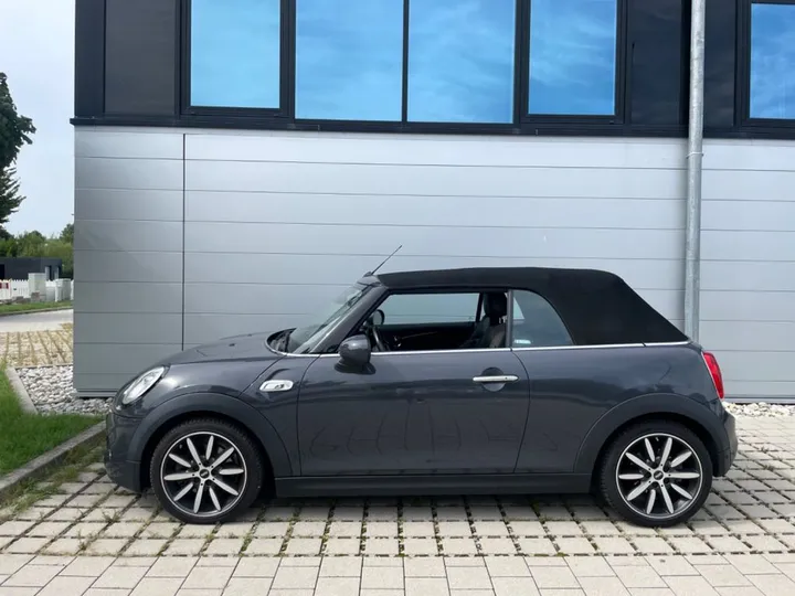 MINI Cooper S Cabrio