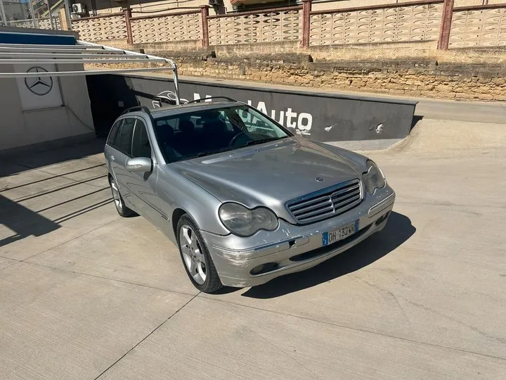 Mercedes-Benz C 220