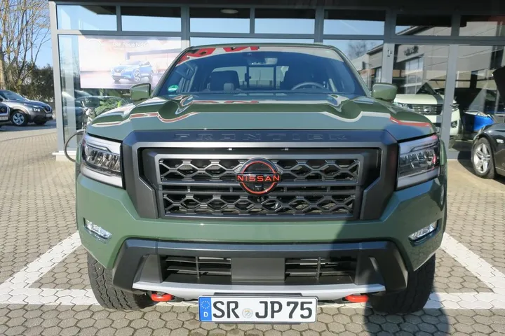 Nissan Frontier