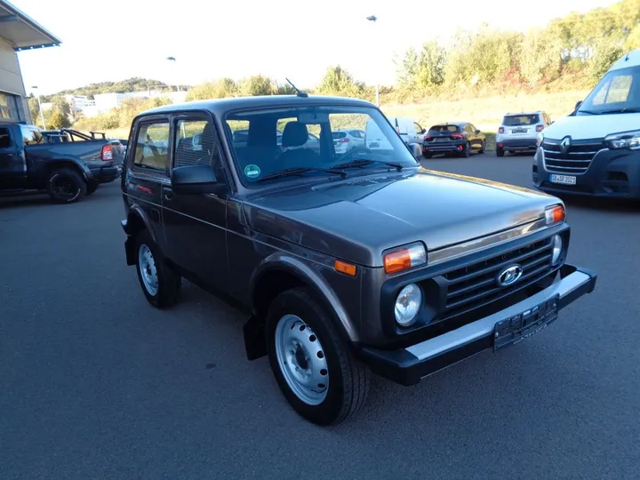 Lada Taiga