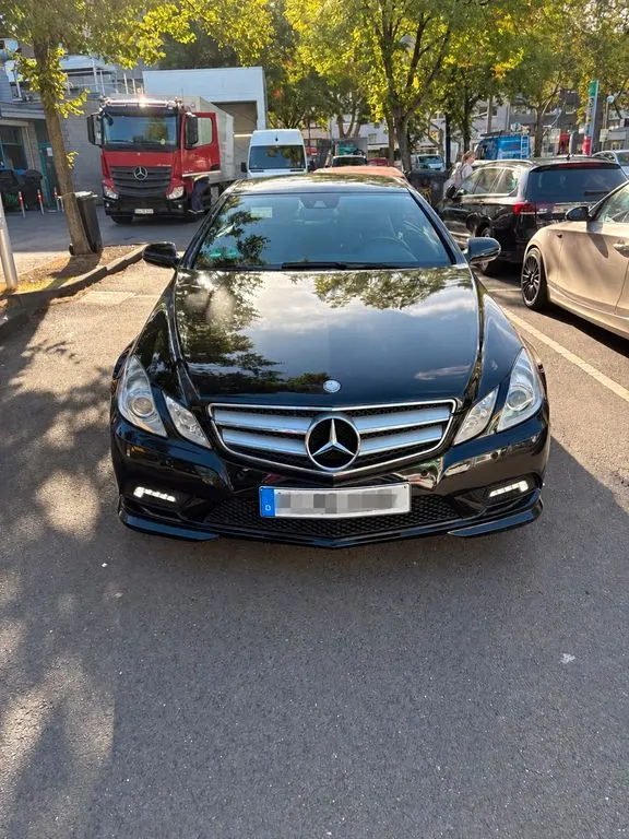 Mercedes-Benz E 250