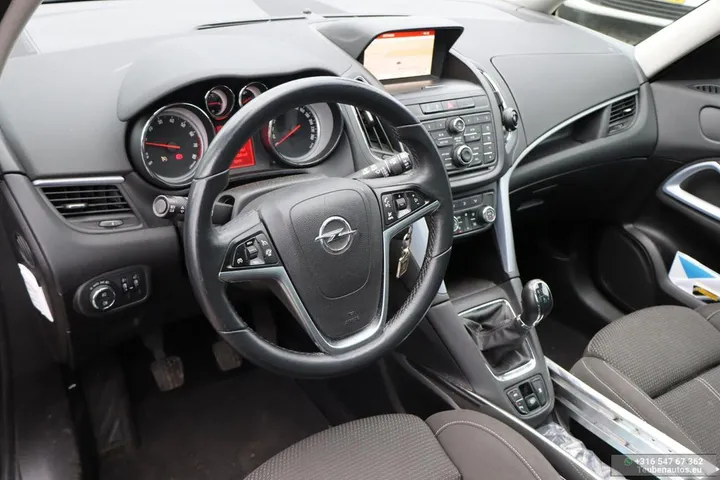 Opel Zafira Tourer