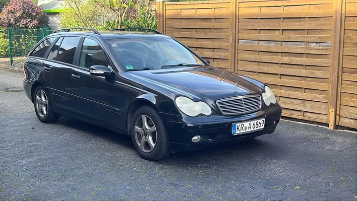 Mercedes-Benz C 200