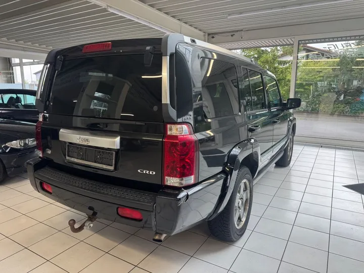 Jeep Commander