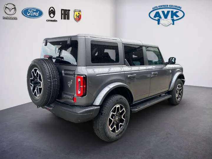 Ford Bronco