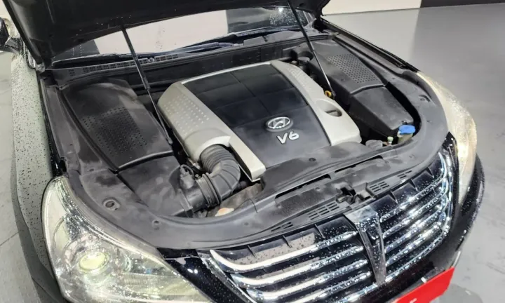 Hyundai Equus