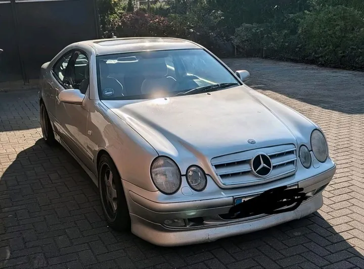 Mercedes-Benz CLK 200