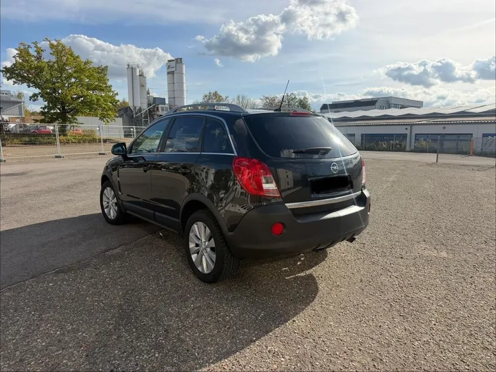 Opel Antara