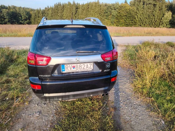 Peugeot 4007