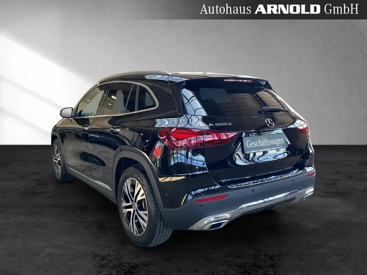 Mercedes-Benz GLA 200