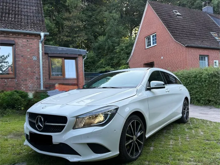 Mercedes-Benz CLA 180