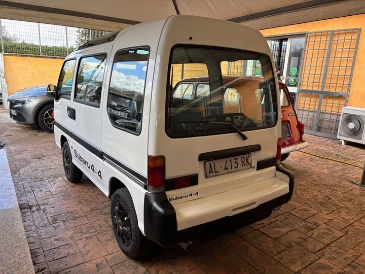 Subaru Libero