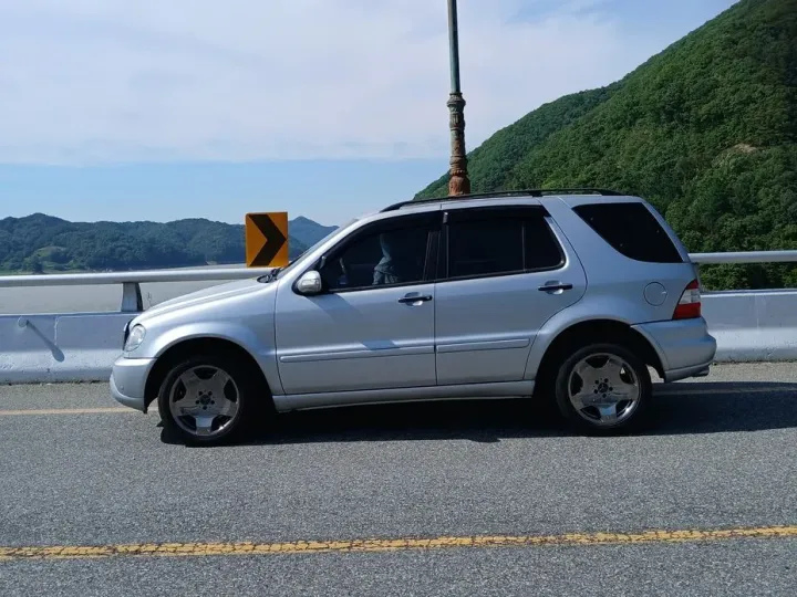 Mercedes-Benz M-class