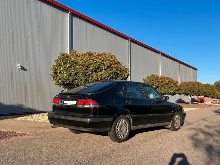 Saab 9-3