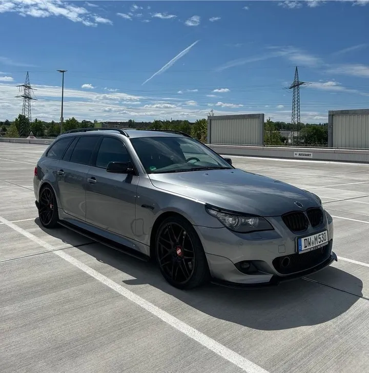 BMW 530