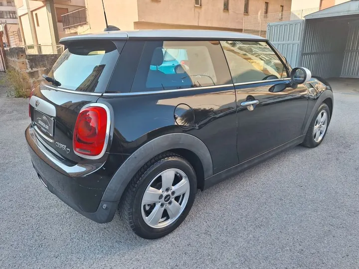 MINI Cooper D