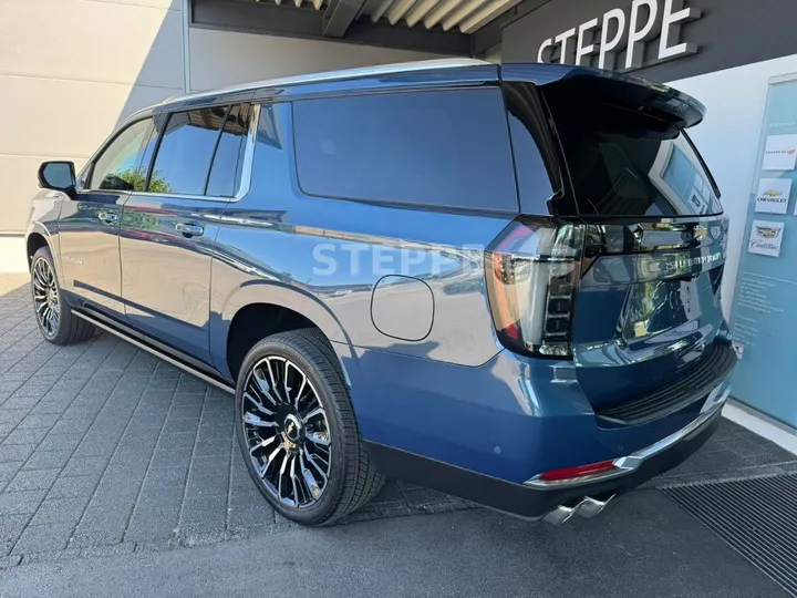 Chevrolet Suburban
