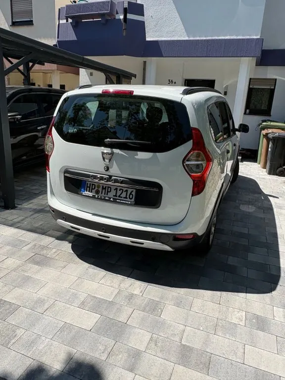 Dacia Lodgy