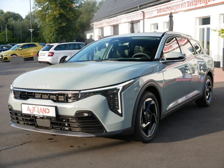 Kia K4