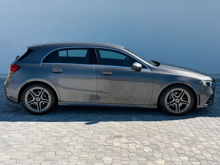 Mercedes-Benz A 200