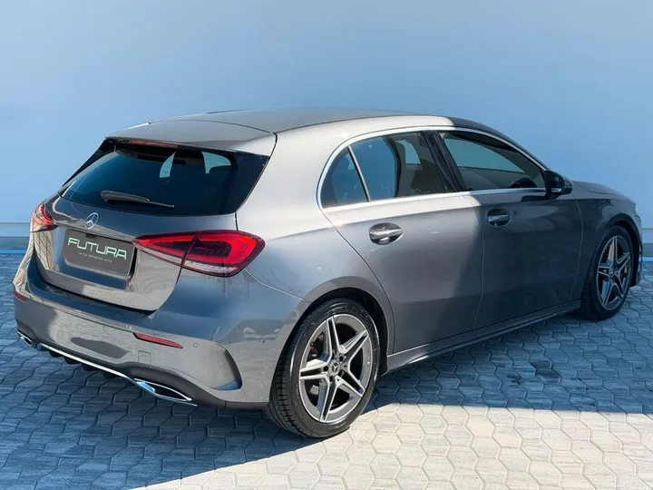 Mercedes-Benz A 200