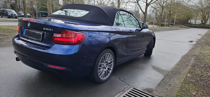 BMW 220