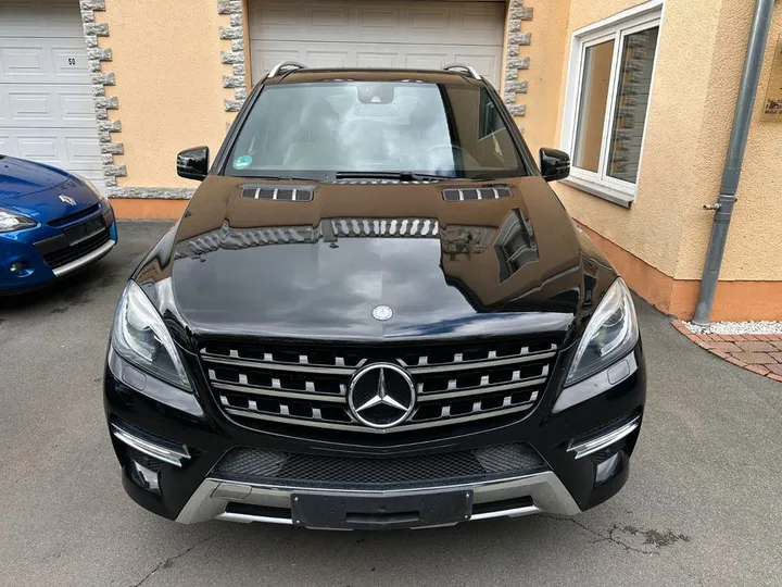 Mercedes-Benz ML 350