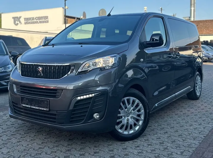 Peugeot Traveller